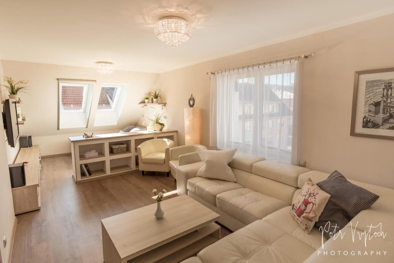 Apartman Na Lipne 프라임부르크 외부 사진